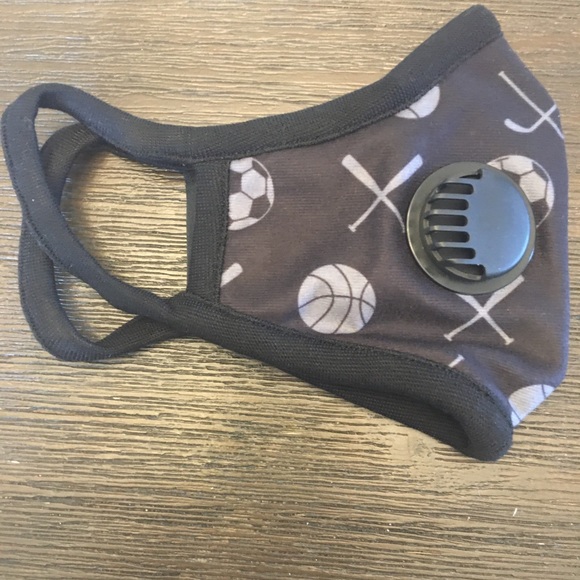 KandyMask Sporty Black N99 Filter Face Mask - Picture 4 of 8
